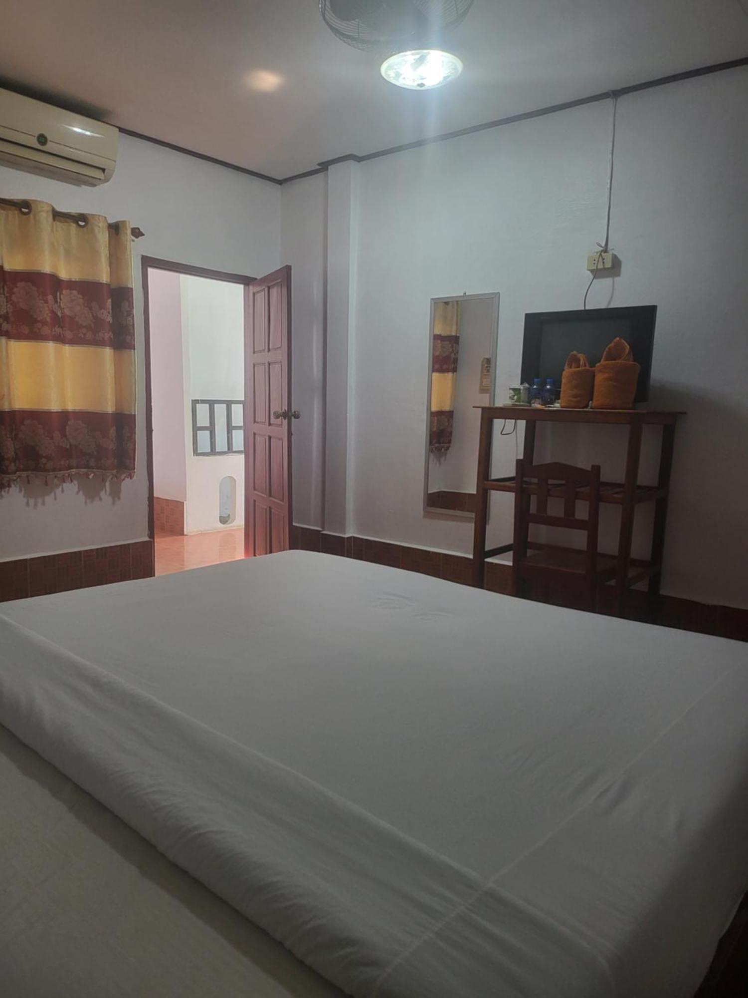 Vang Vieng Chanthala Hotel 1 Kültér fotó